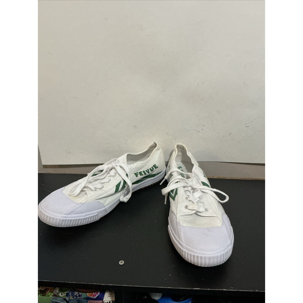 Feiyue Classic Sneakers with Green Stripes and Logo. Size 13 Men's